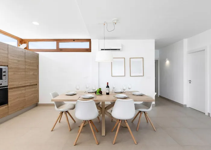 Altos Arbea 8b By Escape بلايا بلانكا